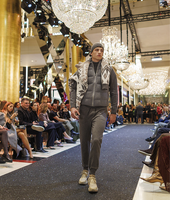 Clothes: Falconeri | Shoes: ena athletics