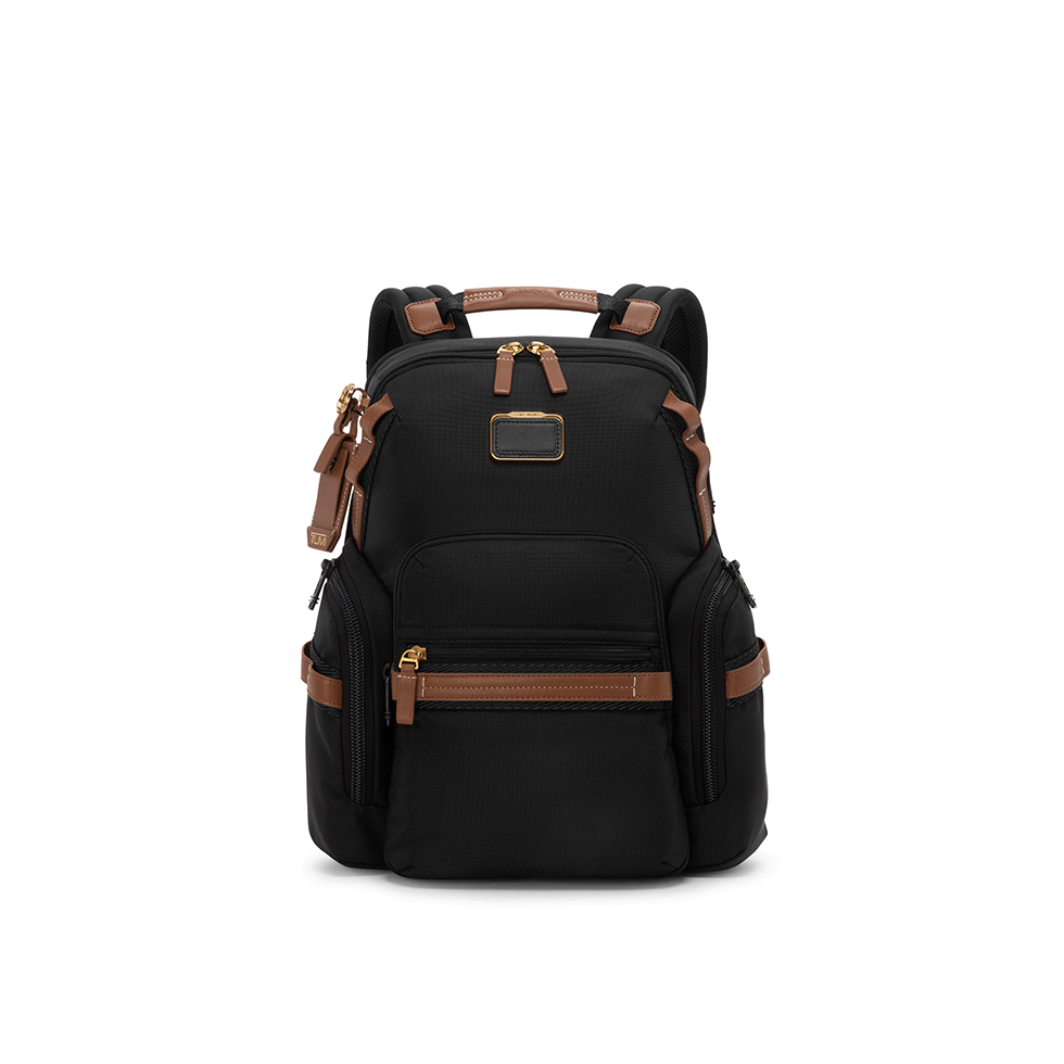 Μαύρο backpack με καφέ λεπτομέρειες