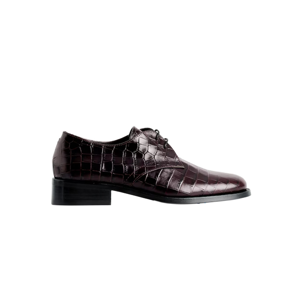 Σκούρα καφέ παπούτσια με croco εφέ