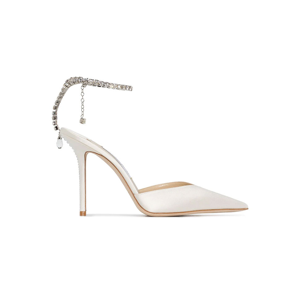 Λευκές γόβες με λουράκι με κρυστάλλους Saeda, Jimmy Choo