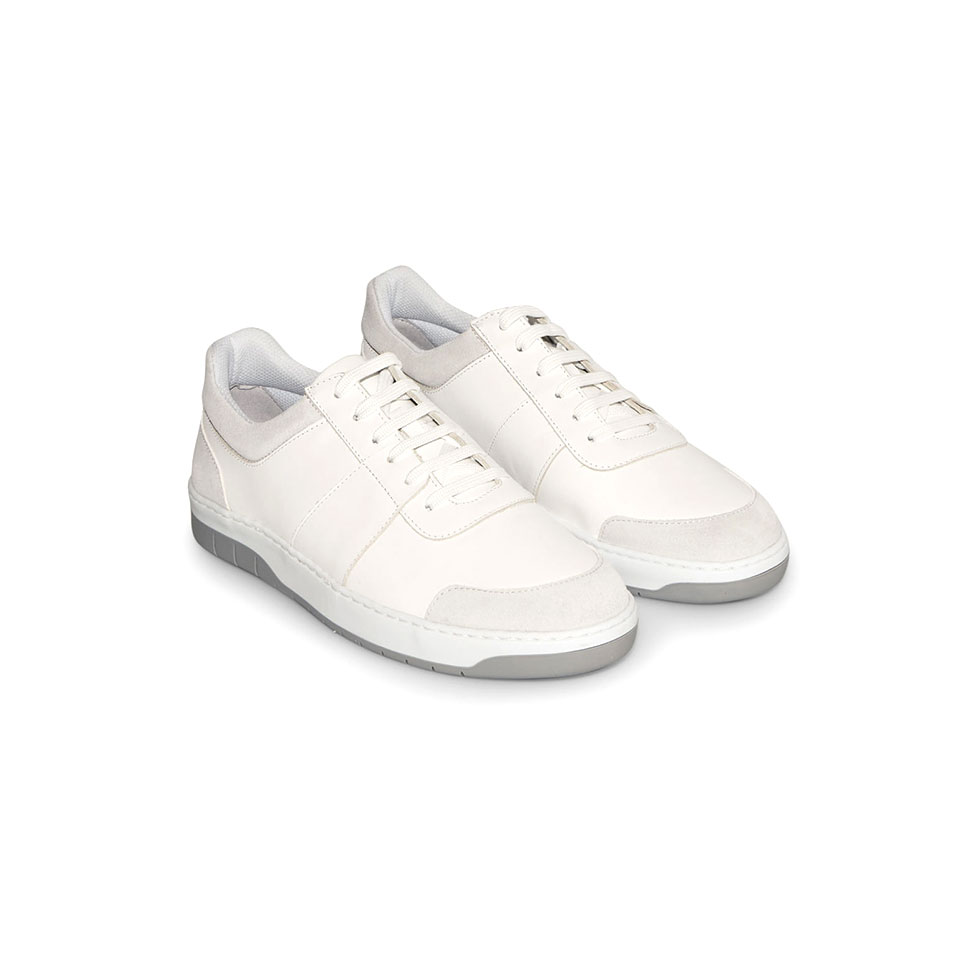 Off-white sneakers with leather and suede details